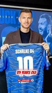 “10 Football Legends You Thought Retired… But Are Still Playing in 2026!”