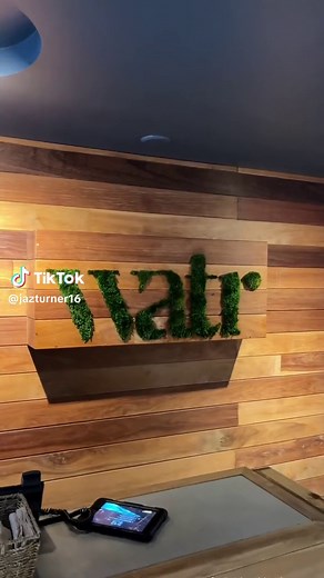Best Rooftop Bars in Miami with Stunning Views | Watr at the 1 Rooftop