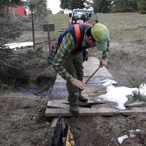 987K views · 1.8K reactions | You Shouldn't Use This Type of Wood to Build a Bridge...‍♂️ | Wranglerstar | Facebook