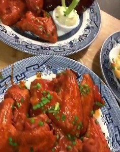 14 reactions · 5 comments | WINGS FOR DAYS襤 Our wings are the biggest and most delicious out there, come see for yourself #CARNIVORELAND #FANTASYLAND #THECHEMIST | Man Vs Food London | Facebook