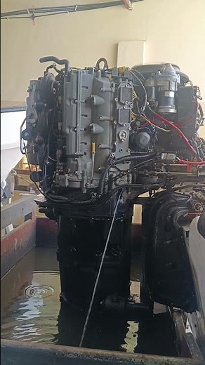 Suzuki 250 hp #4 stroke #outboardengine #reper& service #mechanic#electrical #marine#muscat#oman