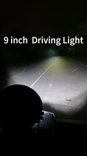 9 inch Round Driving Lights with Amber White Position Light ♦ Powerful 120W output from 12 advanced OSRAM Chips for 16600LM brightness. ♦ Utilizes combined Spot/Midrange optics for expansive and long-reaching illumination. ♦ Optional 175mm dynamic startup position light in white or amber. ♦ Features a CAE optimised heatsink for superior LED performance and extended lifespan. ♦ Crafted with die-cast aluminum brackets, boasting automotive-grade black coating for rust-free durability; laser-engrave