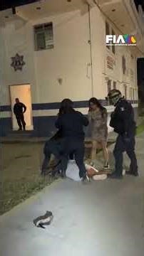 Separan a jefe policial en Oaxaca tras brutal agresión captada en video