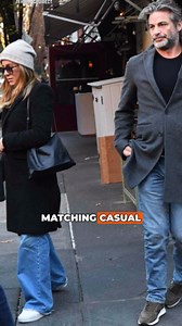 Jennifer Aniston walks ahead as Jim struggles!