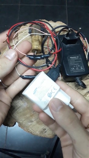 👉Como GRABAR METAL con 👉(CARGADOR DE CELULAR)🔥 #cuchillería