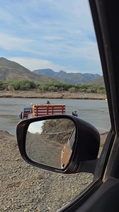 2.7M views · 46K reactions | Cruzando el Río Balsas en Barco, nos aventamos 2 camionetas y una cargada de mélon. Salimos a estimucha. Entre Guerrero y Michoacán. | Alexis Melendez mx | Facebook