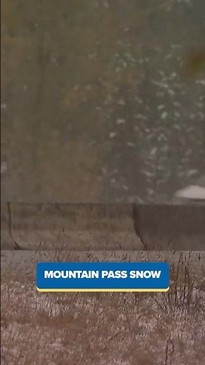 Early snowfall at Snoqualmie Pass