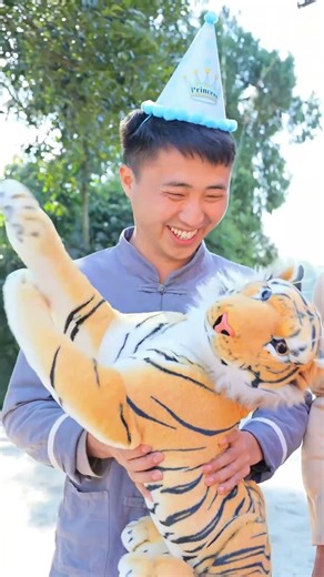 Survival Skills: SIMPLE and USEFUL #bushcraft​ #camping​ #outdoors​ #shorts