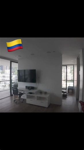 🇨🇴 17th Floor WRAP AROUND BALCONY bnb tour Medellin Colombia