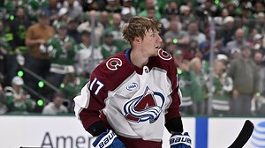 Avalanche extend depth forward on 4-year contract