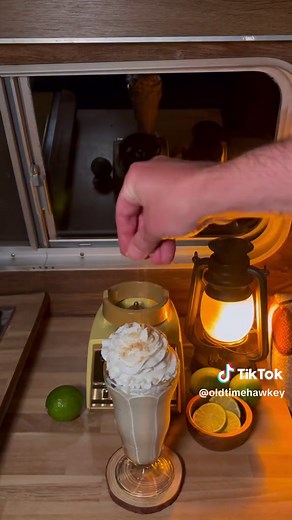 Refreshing Key Lime Pie Milkshake Recipe