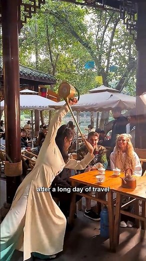 Why do travelers love "Ear Cleaning" in Chengdu? (The ultimate travel relaxation hack)