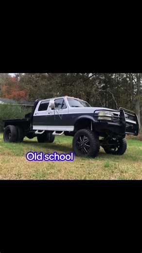 Flatbed Showdown: Old vs New Builds 🚛🔥
