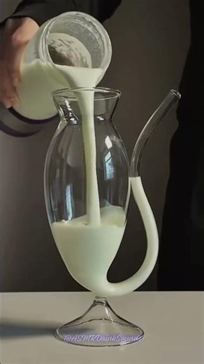 Blender Melon Smoothie 🍈 So Refreshing & Satisfying #Shorts