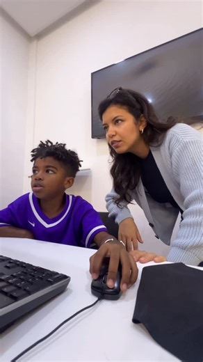 hajar lakhdar sall on Instagram: "Accessible pour enfant entre (5 ans et 18 ans ) 👩‍💻💻🧑‍💻"