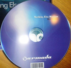 Max Graham Feat. Ana Criado - Nothing Else Matters