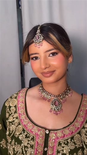 Reet Parhar | Calgary Bridal & Glam Makeup Artist on Instagram: "That glow agreement 💫 💌 Makeup @beautybyreetparhar Hair & Henna @beautybymandygill In frame @san__iaa02 Outfit & Jewelry @deepalifashions"