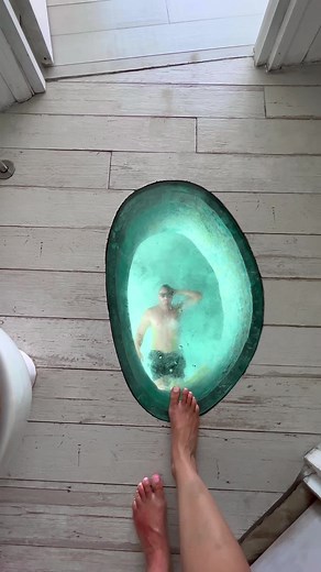 Imagine staying in a place like this! #maldives #sonevajani