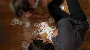 Voici 30 jeux de société ultra fun qui se jouent à deux personnes