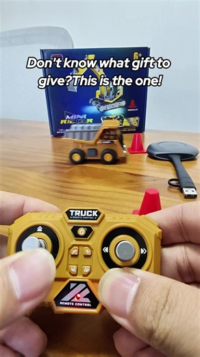 Only men can truly understand how attractive excavators are, hehehe#forklift #RemoteControlToy #RemoteControlForklift #toys #manchild