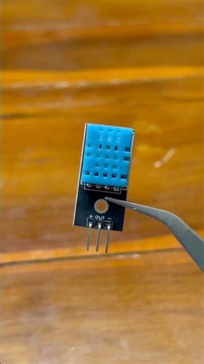 🌡️ This Tiny Sensor Knows the Temperature! ⚠️