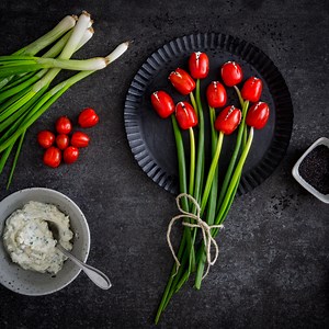 819K views · 6.8K reactions |  Für die besten Mamas der Welt: ein kulinarischer Strauß aus Tomaten-Tulpen. Perfekt, um am Frühstückstisch einmal Danke zu sagen.  | EDEKA | Facebook