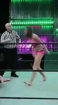 Brooke Fairchild vs Elle Dumon#wwe