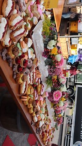 T&T CENTREPIECE CAKE SWEETS GRAZE = the ultimate dessert for 450 guests! 😊 We celebrated big, generously donated, sipped cocktails & indulged in dessert! 🥳 Lockyer Valley Growers Gala Dinner2025 A pleasure to cater for 😌💕 T&T donated 100 cinnamon donuts towards a raffle. ‘To win a diamond ring’💍 We saw a lot of people sprinting on stage like crazy for a donut 🍩😂 | Tins & Trays