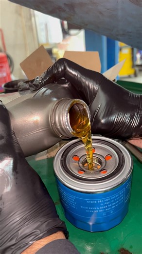 Oil filter replacement✅ #automobile #viralvideo #tipsandtricks #diy