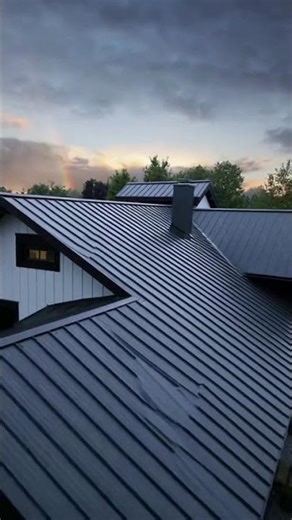 roof problems? Leaks, heat, damage, constant repairs? ☔🔥 Upgrade to Standing Seam Metal Roofs with