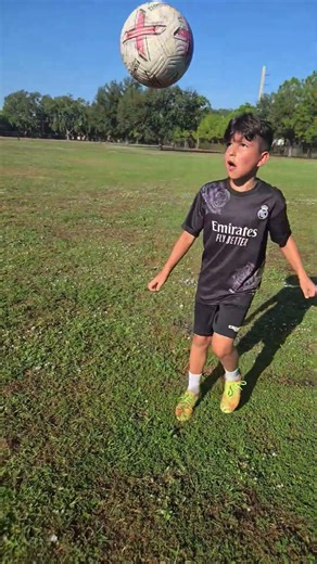 The Skillz Kid Promo Reel #skillz #soccerskills #soccer #kidz #footwork #football #hero #awesome