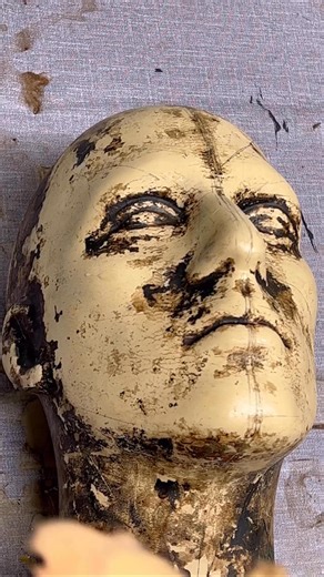 This video was the first process video I made from a commission project. Strangely, it was also for my first mask commission customer some 8 years ago, James Cooper pro wrestler. Sadly lost the original audio to this clip, but hopefully the visual will be sufficient. 🎭 Want your own handcrafted leather mask? Grab yours at 👉 rockwellmasks.com -🔧 Curious about the tools I use? Check out my gear here: https://www.amazon.com/shop/rockwellmasks | Rockwell Masks