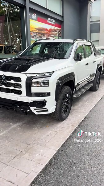Mitsubishi Triton Putih: Pilihan Ideal untuk Semua