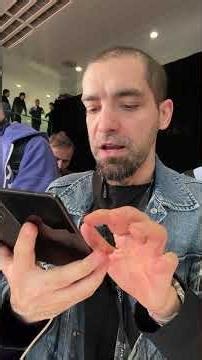 HONOR Magic V6 lansat la Barcelona: pliabil subțire, 6660 mAh și IP69