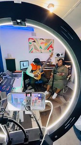 🦍 Cooking real music 🎵 | Dj Megi