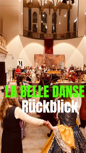 #rückblick auf unseren Barockball »La Belle Danse« der Bergischen Musikschule Für ein paar Stunden durften wir in die Welt des Barock eintauchen – in eine Zeit, in der Musik und Tanz sich zu kleinen Festen verbanden. Gemeinsam wurde musiziert – auf modernen wie auch auf historischen Instrumenten in 415 Hz. Und auch die Kleidung war festlich, elegant abgestimmt. Danke für diesen wundervollen Abend im @kulturzentrum_immanuel Getragen wurde der Abend von den Ensembles der Bergischen Musikschule, an