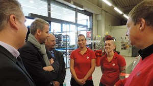 LES MAGES "Emplois d'avenir" : un dispositif pour les jeunes non qualifiés