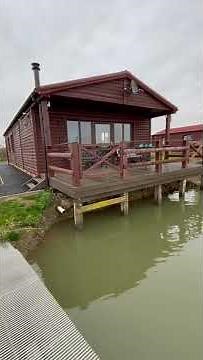 Kingfisher Lodge Cabin Tour with Amy | Lakeside Fishing Cabins | Lincolnshire Fishing Retreat