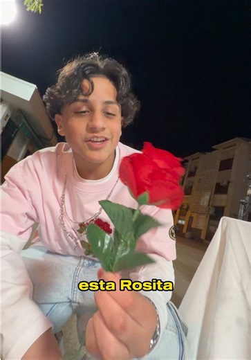 Mañana sale mi cuarta canción “Rosas y Puñales” estoy súper emocionado 😍❤️ ¿tenéis ganas? #Elama