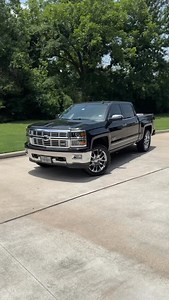 Is this the cleanest, low mileage 3rd Gen?! Set of @realtruck AMP Research power retractable steps for this 2015 #Chevy #Silverado #alloutoffroad #ampsteps #realtruck | All Out Offroad Performance | Facebook