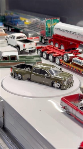 Don’t forget‼️ Karson Custom Challenge! Time to show what you can do to their 2022 Sierra HD.