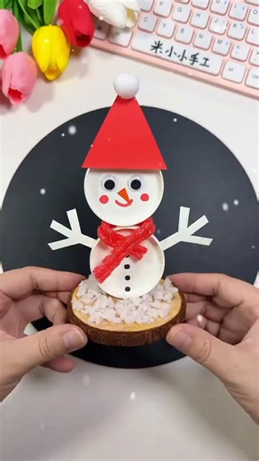 Paper Art Creation on Instagram: "Look what we made! An adorable little snowman ⛄️ using just a paper cup, some scraps, and a few googly eyes! This is the perfect quick and easy DIY to get into the holiday spirit. Who else is crafting this weekend? ✨🧣 #DIYsnowman #ChristmasCrafts #HolidayDIY #EasyCrafts #PaperCupCraft Snowman WinterCrafts HandmadeHolidays CraftingFun DIYdecor"