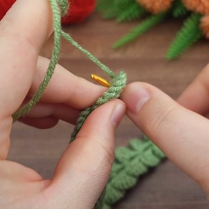 403K views · 6.2K reactions | Crochet Crocodile Back Pattern #crochet #knitting #tunisian | Fashion World | Facebook