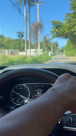 1.4K views · 20 reactions | Sending a little sunshine back home to the chi hear Jack Frost is creeping in | Claudius Loc Nation | Facebook