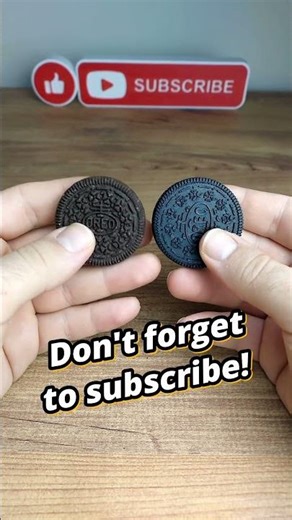 3D PRINTED OREO vs real Oreo. But which one is real? can you say the difference?