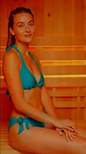 Emma Watson in a turquoise bikini 5''8 and under