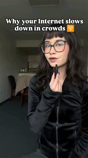 ZETA on Instagram: "5G vs. 4G: What’s the difference and why should you care? 📡 5G is faster, has lower lag, and connects more devices using low, mid, and high-band frequencies. #internet #5g #tech #wireless #innovation"