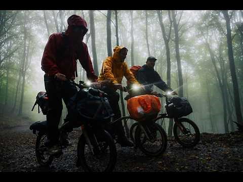 Brompton G Line Winter Adventures - out on the road with German Roamers