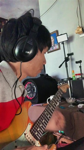 Melita Sidabutar - Penolong Yang Setia (Guitar Cover) Pengen nyanyi lagu ini tapi suara ytta 😭 #guitar #worship #guitarcover #interlude