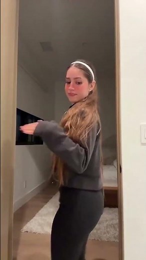 Hot sexy Girl twerking naked pornhub